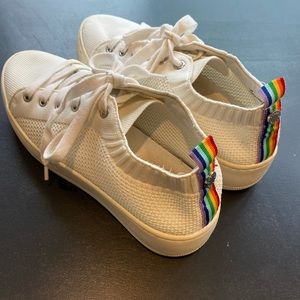 Steve Madden white platform sneakers